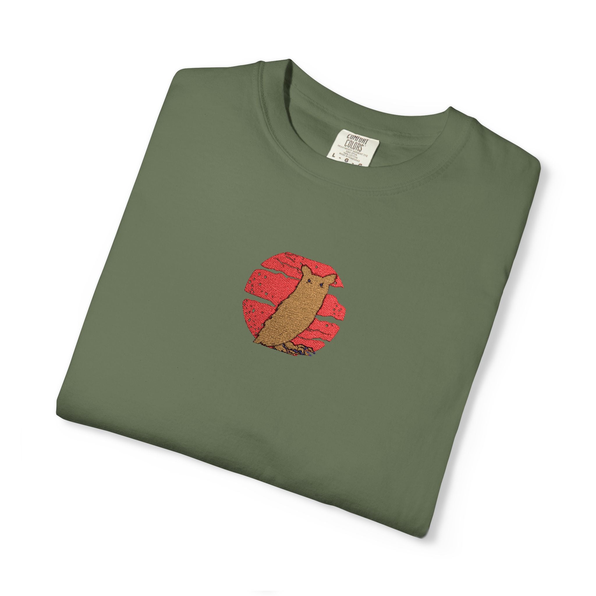Garment-Dyed Unisex T-Shirt with Artistic Design, Cool Graphic Tee, Casual Summer Top, Unique Gift for Friends, Vintage Style Shirt, [...]